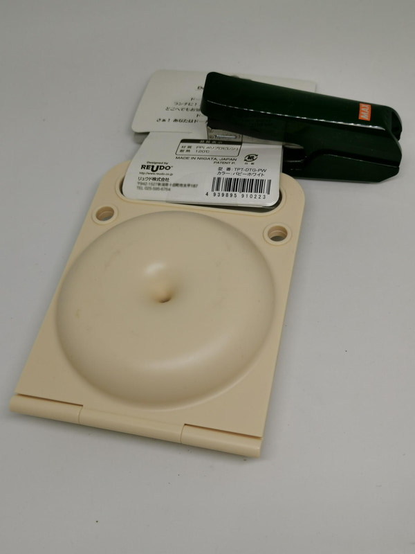 こういう深い部分にもホッチキスによる固定が可能だ