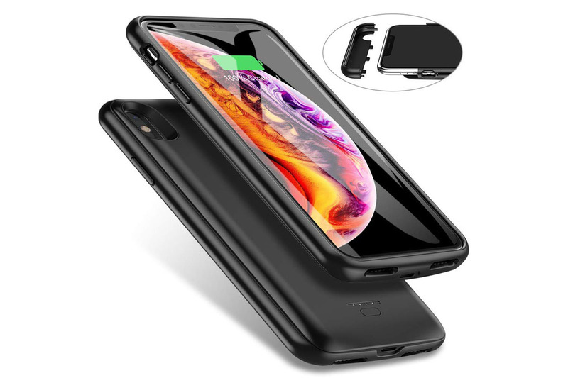 iPhone XS Max用のケース型バッテリー2種についてレポートしました。
