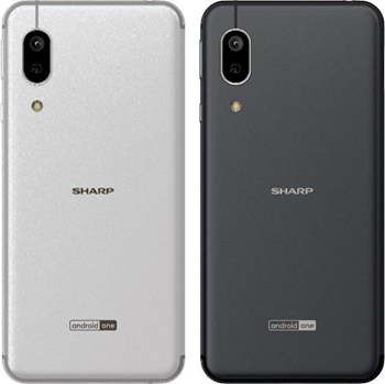 左＝シルバー　右＝ブラック