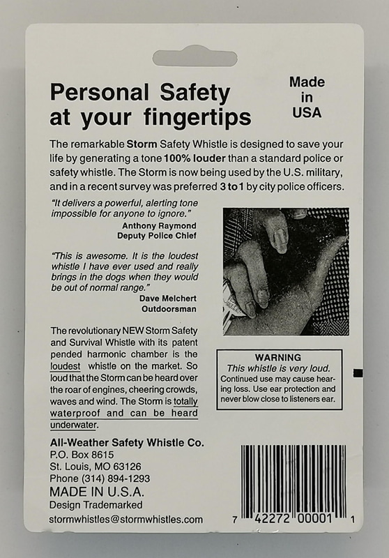 パッケージ背面にはサバイバル笛の様々な蘊蓄や採用実績が記されている