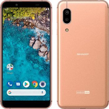 左＝Android One S6 右＝Android One S7