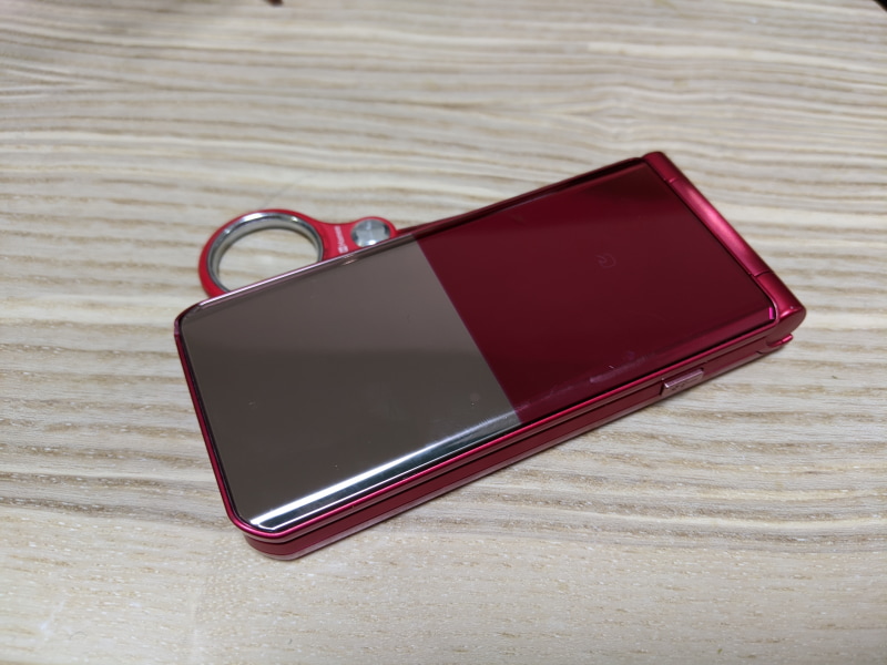 おそらくこれが最後のフィーチャーフォン生活となったF-03L