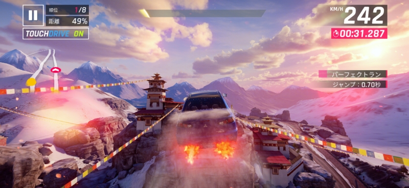 上記のリストに挙がった「アスファルト9」は問題なく遊べた