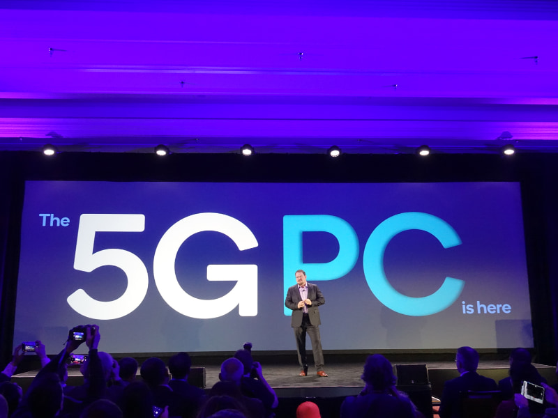 「5G PCはここにある」と宣言。このスローガンは、昨年のMWCで掲げられた「5Gはここにある」を踏襲したものだ