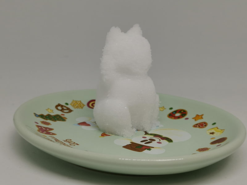 なんとか出来上がった盛り塩招き猫