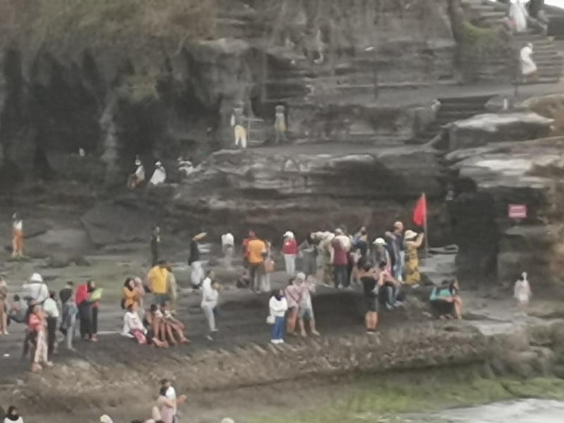 同じ場所で10倍デジタルズームで撮影。さすがに粗くなってしまうが、それでもこれだけ撮れるのは便利だ