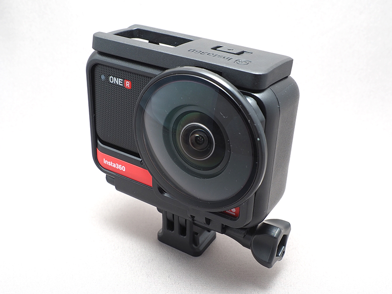 360度レンズには、レンズ保護フィルターも用意されている