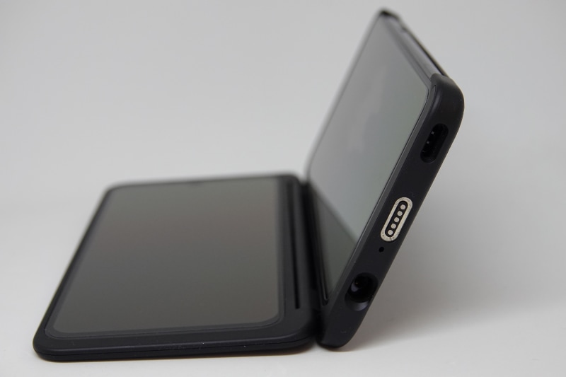 この角度までなら、バタンと倒れない