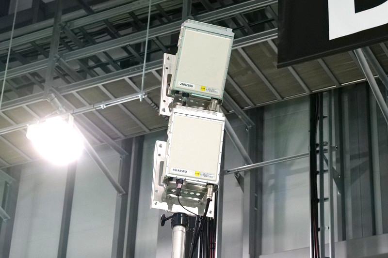 会場には可搬型基地局が設置され、一部の展示では実際に5Gを利用する