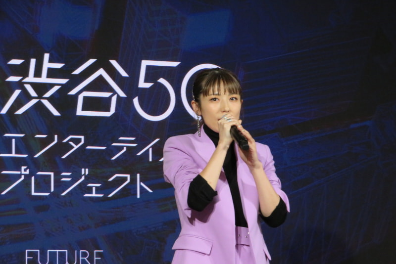 渋谷未来デザイン フューチャーデザイナーとしてあいさつした若槻千夏氏