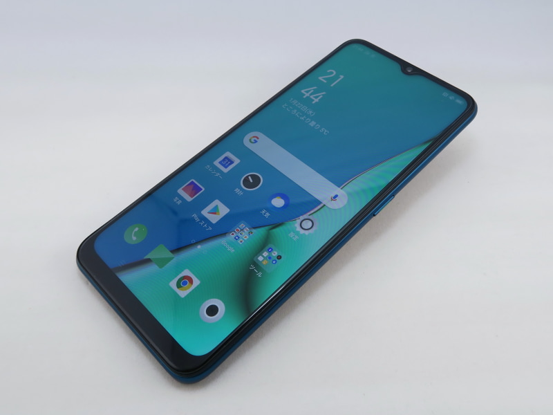 OPPO「OPPO A5 2020」、約163.6mm（高さ）×75.6mm（幅）×9.1mm（厚さ）、約195g（重量）、グリーン（写真）、ブルーをラインアップ