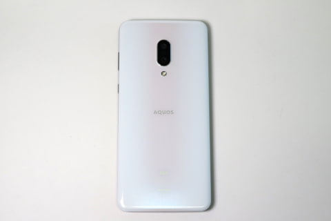 まりの　AQUOS zero2 docomo ホワイト AQUOS zero2｜価格比較・SIMフリー・最新情報 - 価格.com