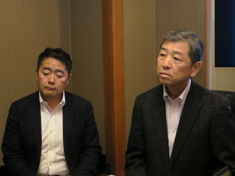 木下氏（左）と雨宮氏（右）
