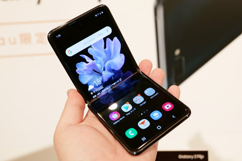 auの「Galaxy Z Flip」は約18万円、残価設定型の「かえトクプログラム