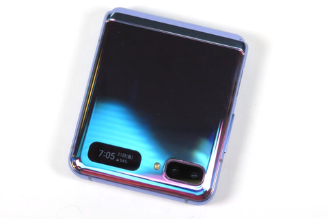 写真で見る「Galaxy Z Flip SCV47」] - ケータイ Watch