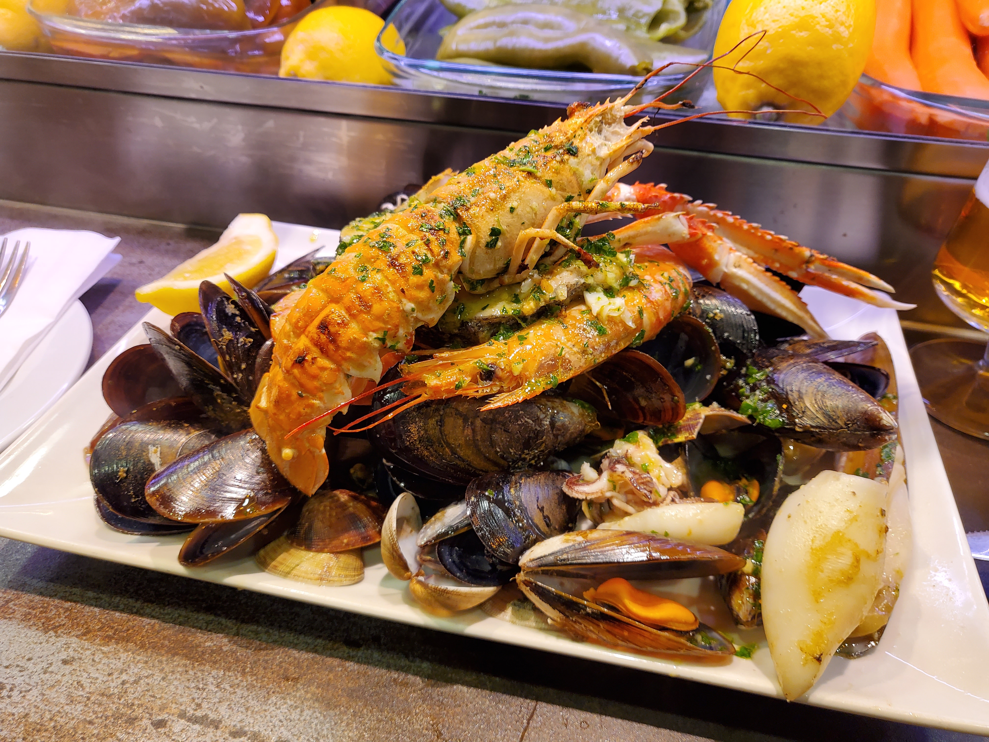 広角カメラで撮影。全体的にピントも合い、自然に撮影できている