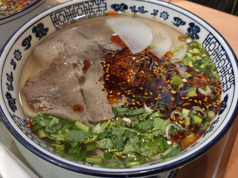 通常モードのままでも手軽にキレイに撮影できる