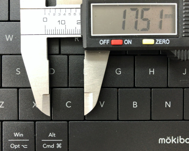 キーピッチは実測で約17.5mmだった