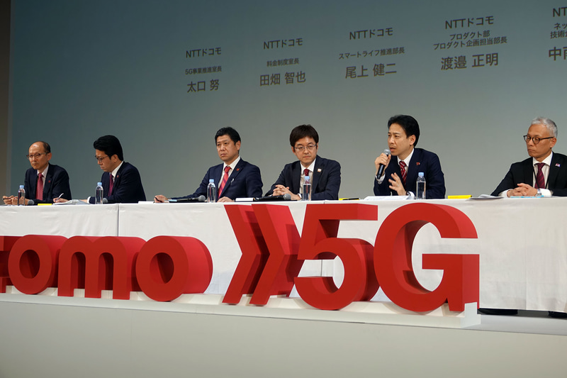 左から太口氏、田畑氏、尾上氏、渡辺氏、中南氏、有田氏