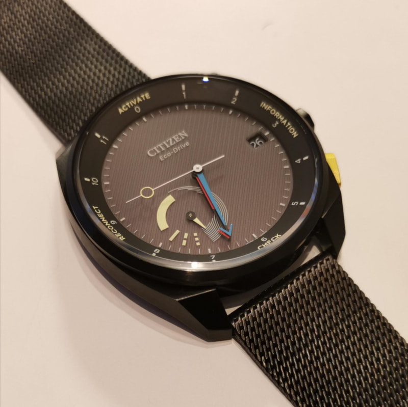 昔の会社の元上司から頂いたEco-Drive Riiiver腕時計。ソーラー式の充電で……頂いた時はもうほとんどバッテリー残量が無かった