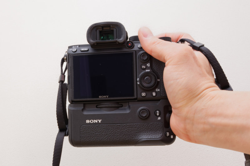 当然、小指でもしっかりグリップを握れる