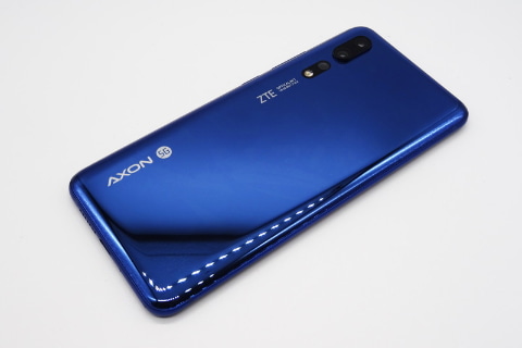 写真で見る「ZTE Axon 10 Pro 5G」] - ケータイ Watch