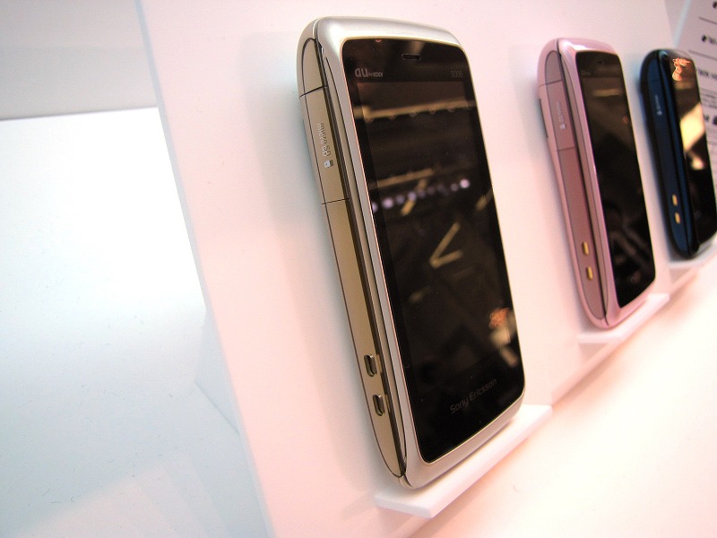 「Cyber-shot ケータイ S006」