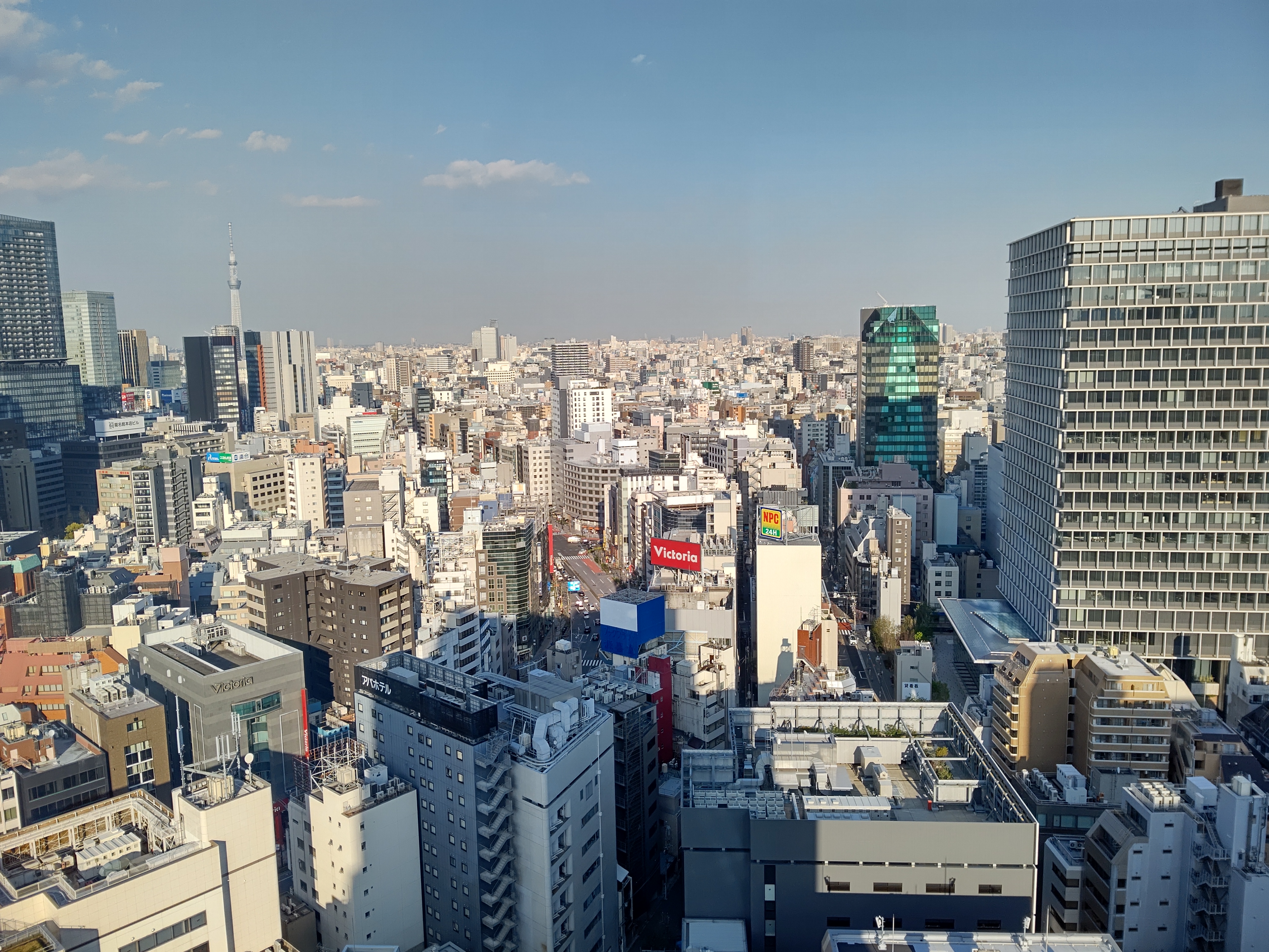 12メガピクセル（f1.7）ワイドカメラで撮影