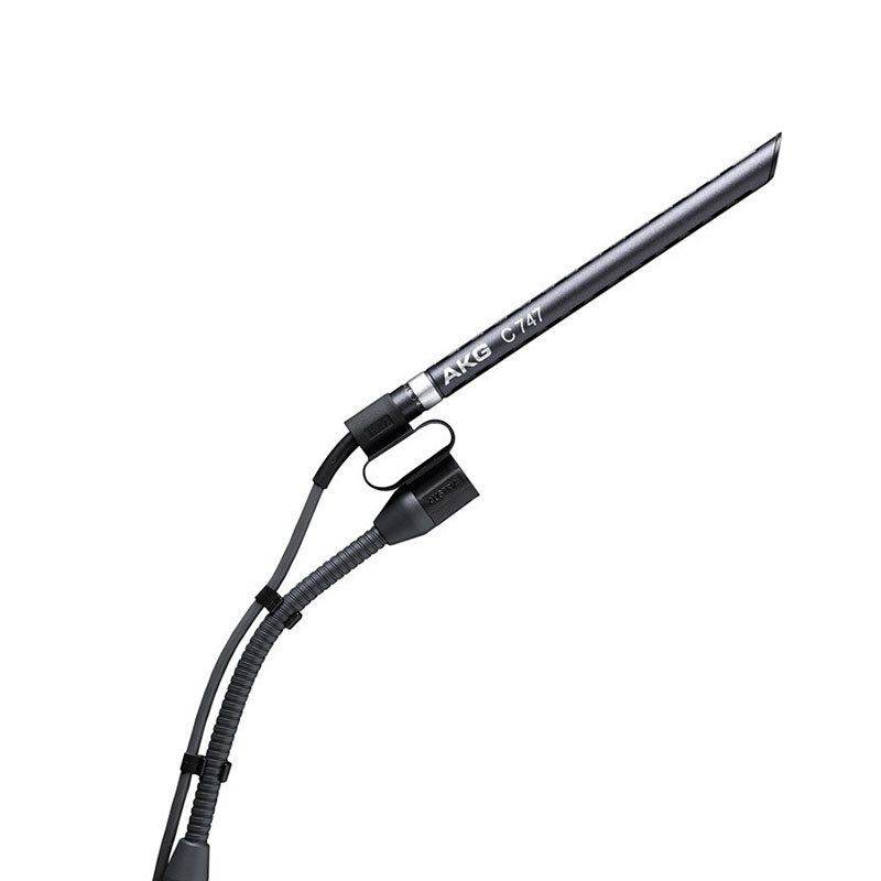 AKG「C747」（実勢価格レンジ7万7000円前後）<br>※画像はメーカーWebサイトより抜粋