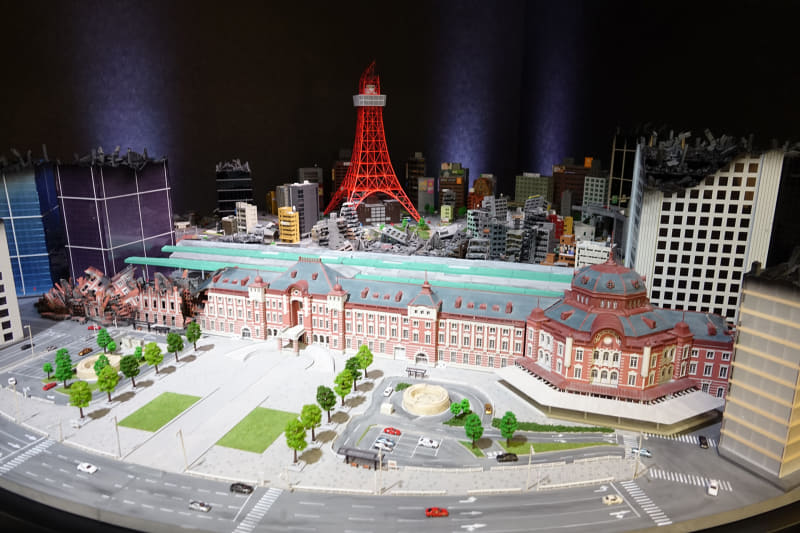 3月の5G発表会では、東京を模したジオラマを使ったシン・ゴジラのMagic Leap 1向けコンテンツを楽しめるようになっていた