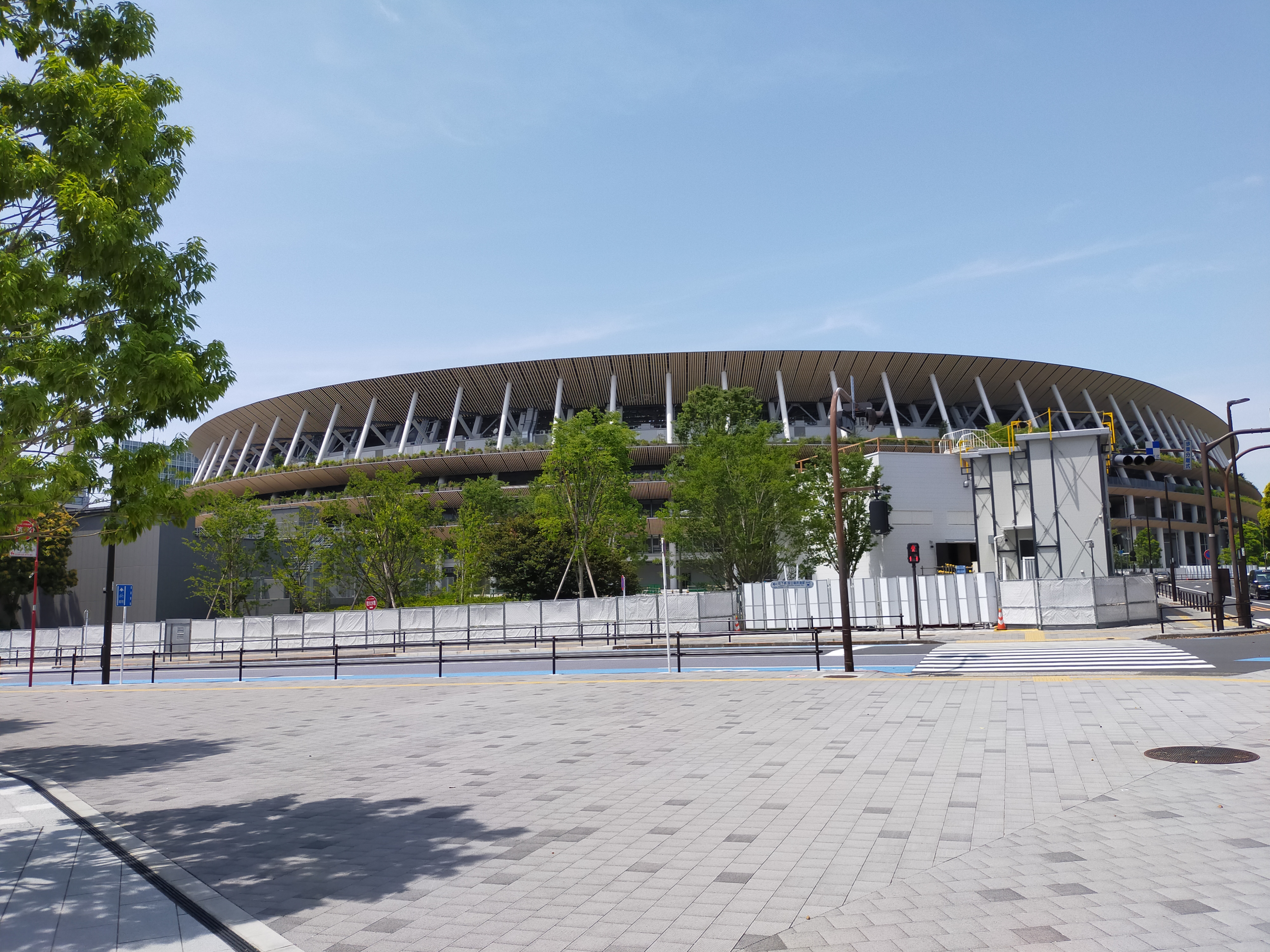 4800万画素で撮った写真は、拡大しても細部までくっきりと写っている（拡大画像のファイルサイズは約10MB）