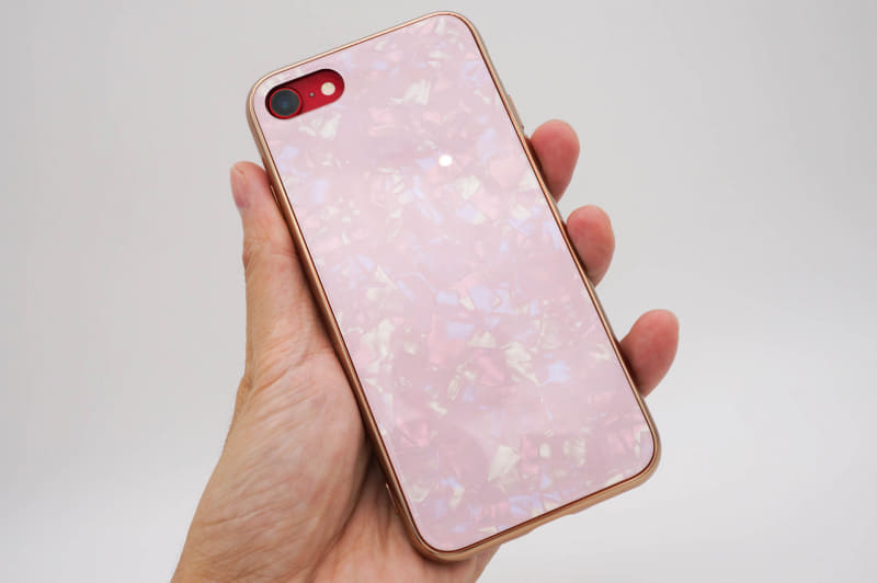 独特の光沢を持つGlass Shell Case