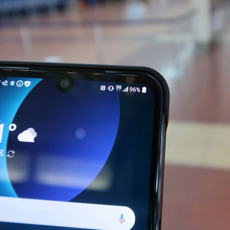 5Gのアンテナピクトはやや小さめで、今ひとつ実感というか、うれしさが感じられない(笑)