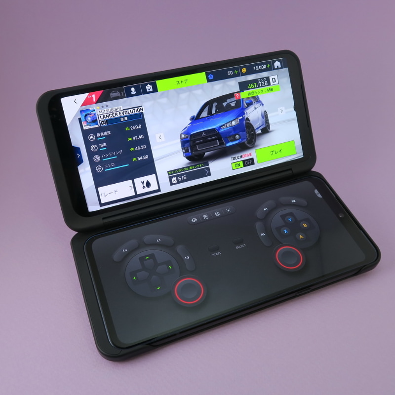 LGゲームパッドを表示すれば、ゲームが格段に遊びやすくなる。画面はプリインストールされている「ASPHALT 9」