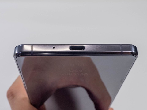 USBはType-Cを採用