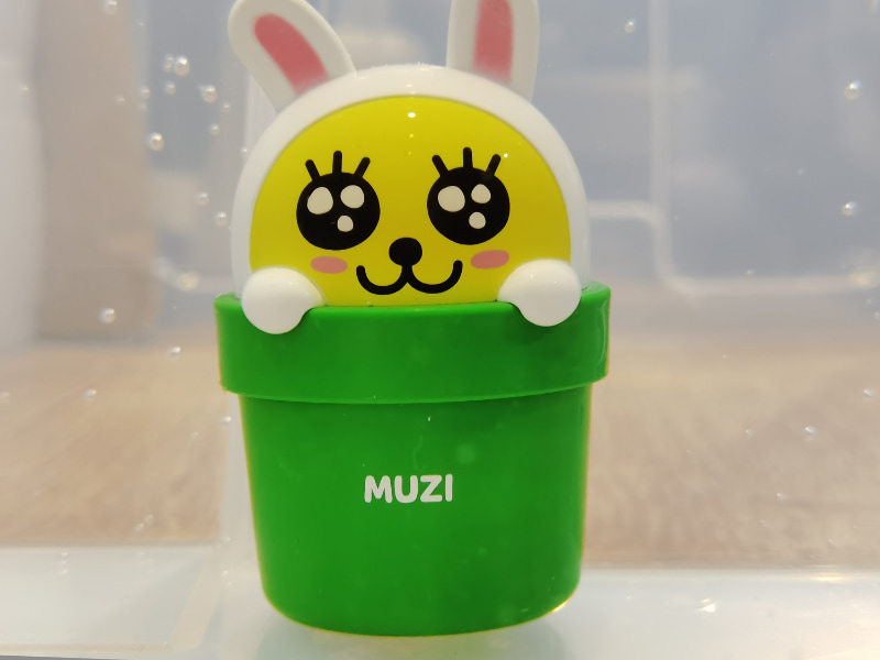 近寄れなくても望遠で撮影できるわけだ