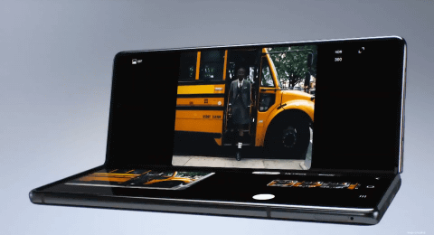 Galaxy Z Fold2」にもThom Browneモデル - ケータイ Watch