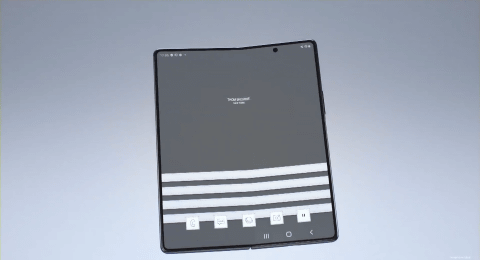 Galaxy Z Fold2」にもThom Browneモデル - ケータイ Watch