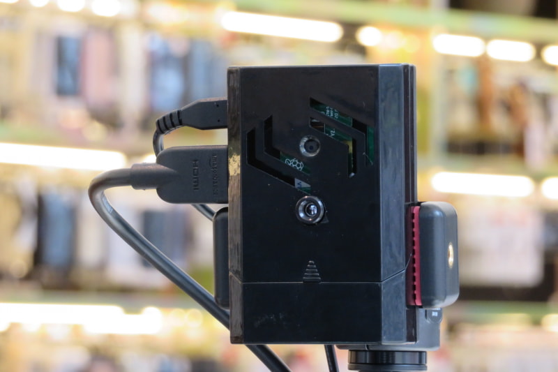 体温検知のカメラ