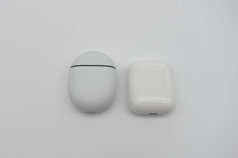 AppleのAirPodsケースとサイズ比較