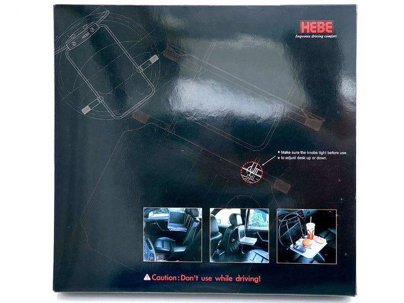 「車載用ノートパソコンテーブル 100-014」のパッケージ。微妙に古めかしくちょっと怪しく……あれ〜コレって前に見たことあるかも!?　もしかしてロングセラー？　と思ったりも。サンワダイレクト税込価格は3680円。