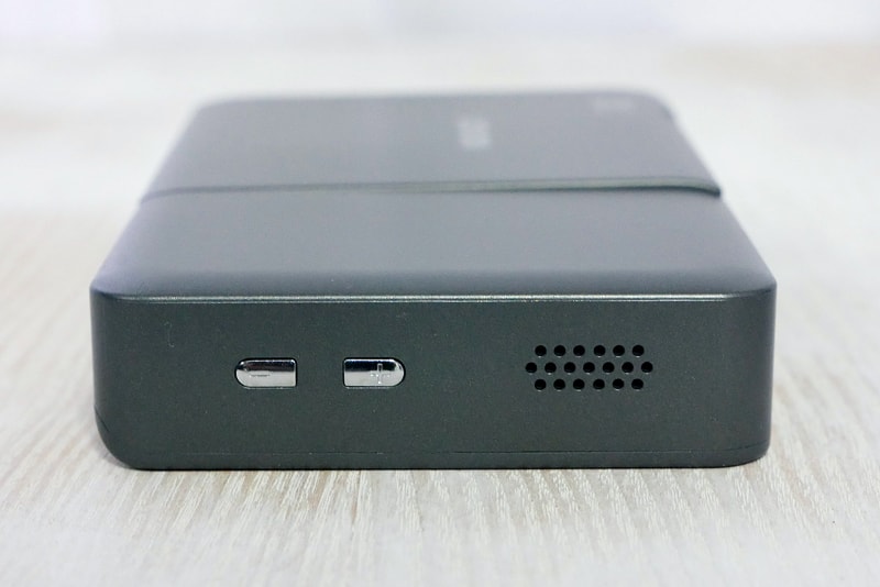 音量の調節ボタン