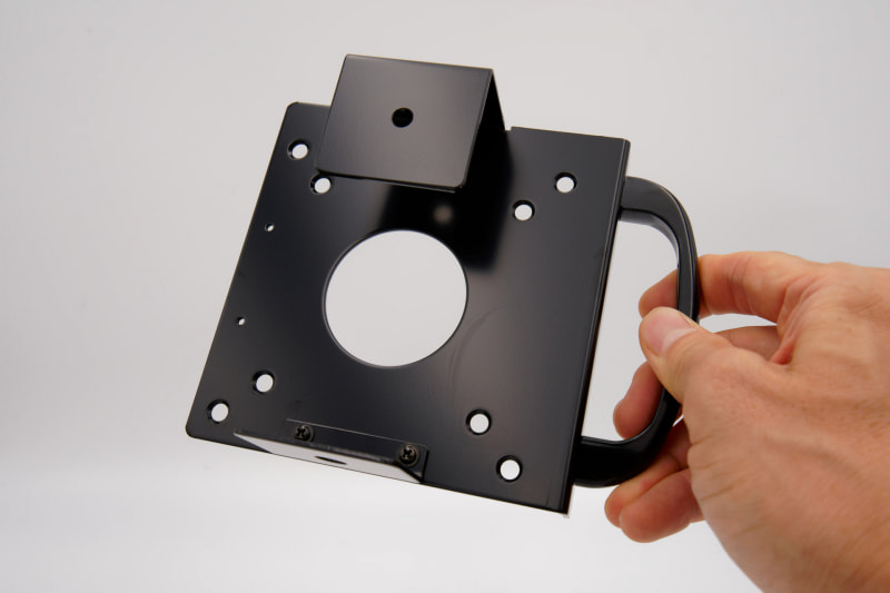 ハンドルとマイク用の補助パーツを取り付けたところ