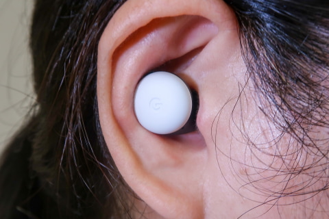 Google Pixel Budsを日本未発売の第1世代と比べてみた