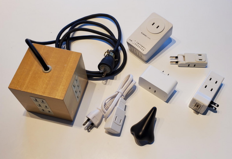 HANAGA TAPは単に色の違いだけでは無い、他の電源タップが決して持ち合わせていないオーラのような雰囲気を持っている