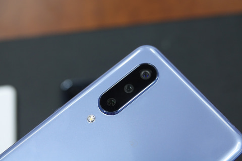 シャープが「AQUOS zero5G basic」「AQUOS sense5G」で目指す