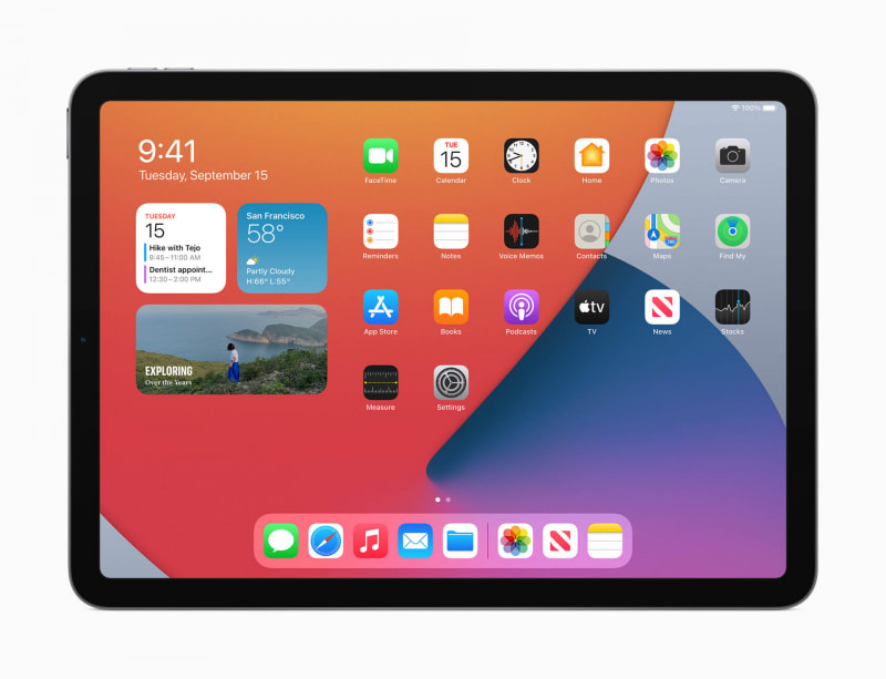 iPad Air（第4世代）。ディスプレイの四隅が丸くなっているのはiPad Proと同様