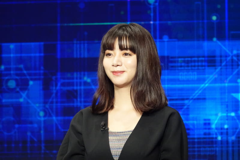 左から桐谷健太、松田翔太、池田エライザ