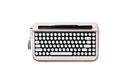 タイプライター風のBluetoothキーボード「PENNA KEYBOARD」、＋Styleで