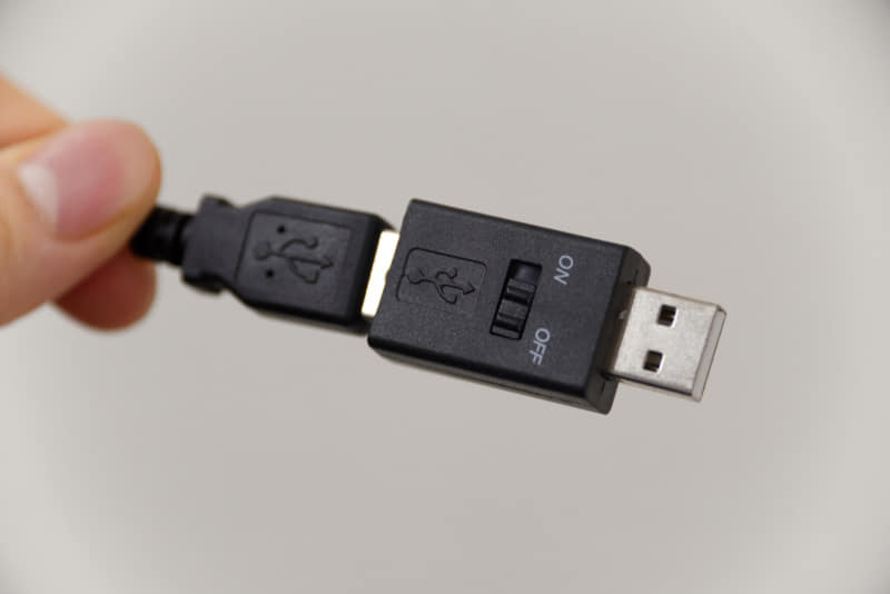 「USBスイッチ付きコネクター」と組み合わせてみる